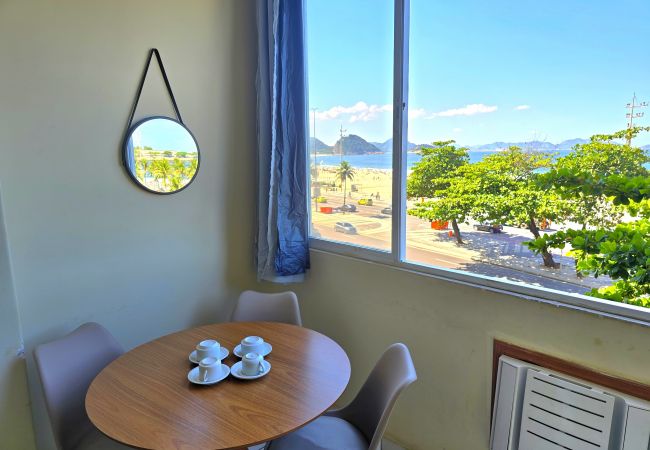 Apartamento em Rio de Janeiro - Frente Mar com Vista Espetacular 403