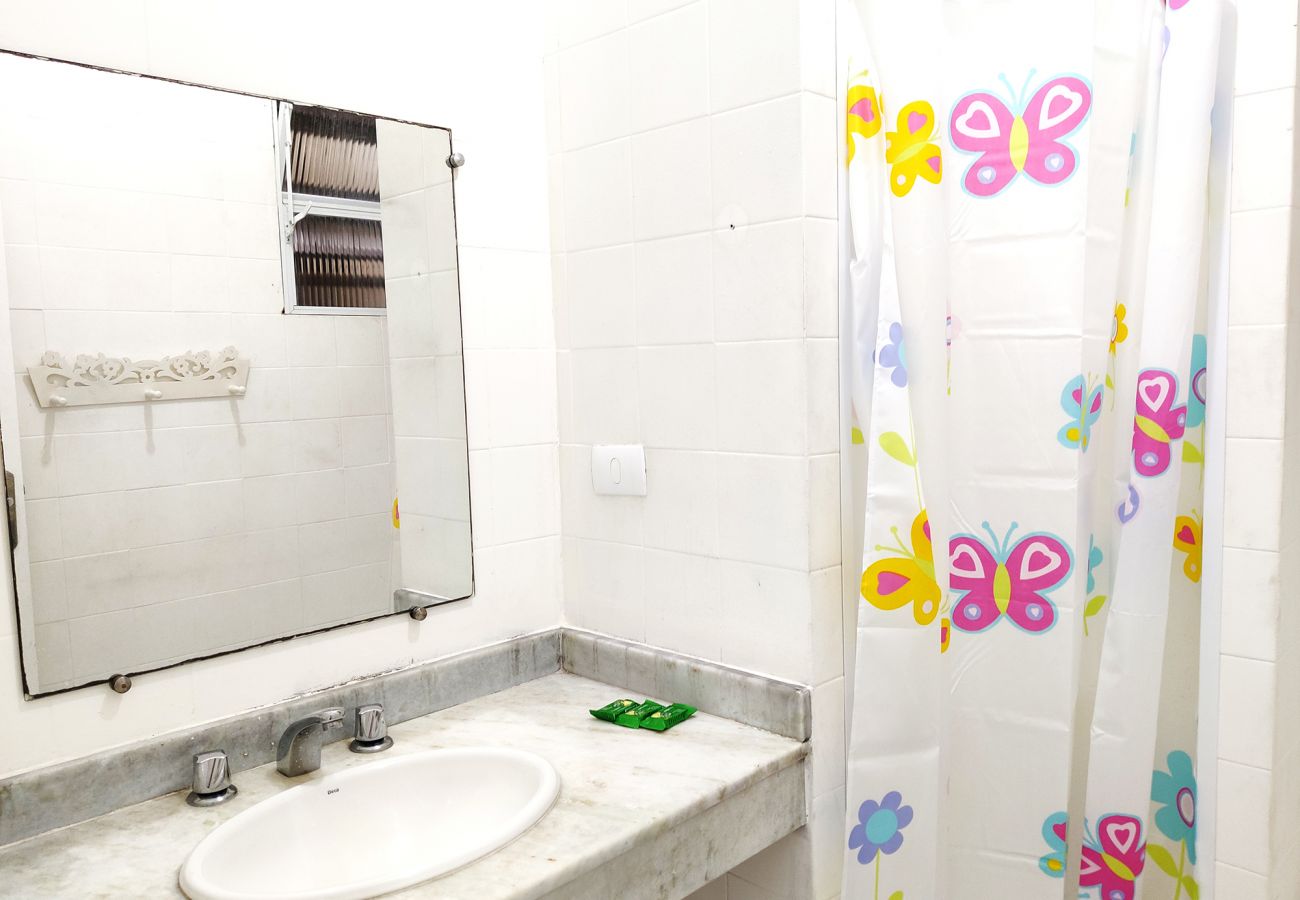 Apartamento em Rio de Janeiro - TC1210 Praia para até 5 Pessoas Apartamento em Rio de Janeiro - TC1210 Praia para até 5 Pessoas