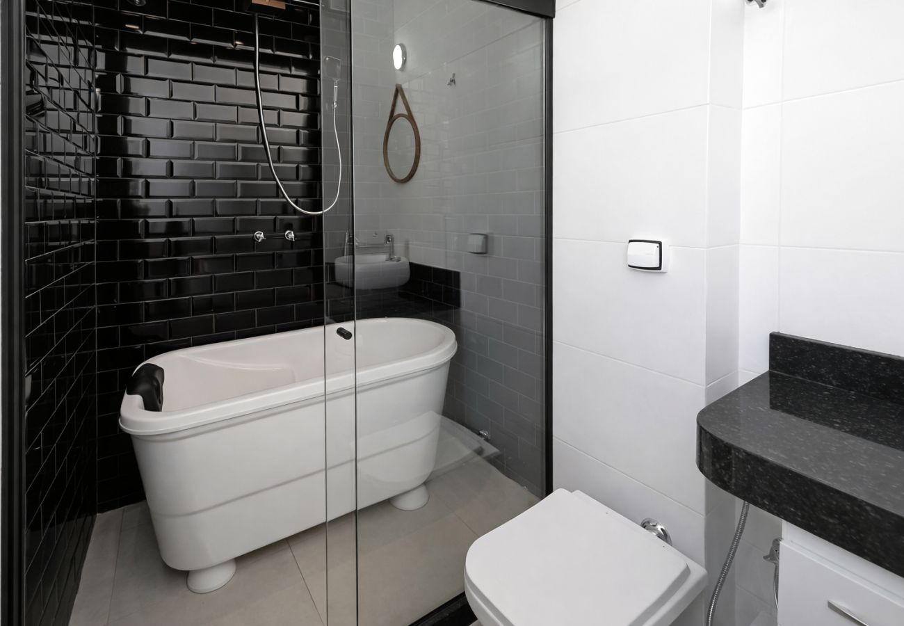 Apartamento em Rio de Janeiro - TC1206 Casal na praia de Copacabana