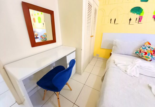 Apartamento em Rio de Janeiro - TC1207 Vista Mar 3 pessoas Apartamento em Rio de Janeiro - TC1207 Vista Mar 3 pessoas