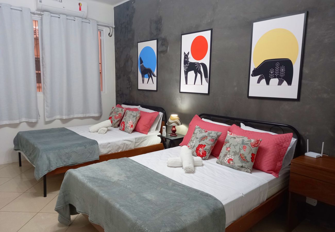 Apartamento em Rio de Janeiro - Apto térreo na Praia de Copa, com lavadora Apartamento em Rio de Janeiro - Apto térreo na Praia de Copa, com lavadora