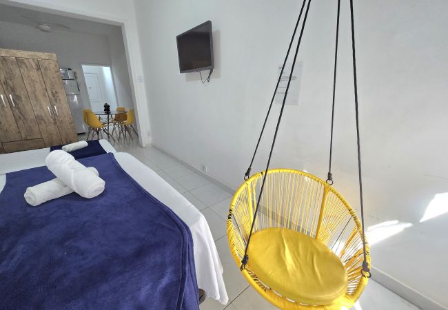 Apartamento em Rio de Janeiro - Seu Cantinho em Copa | WiFi + Praia + Conforto 810 Apartamento em Rio de Janeiro - Seu Cantinho em Copa | WiFi + Praia + Conforto 810