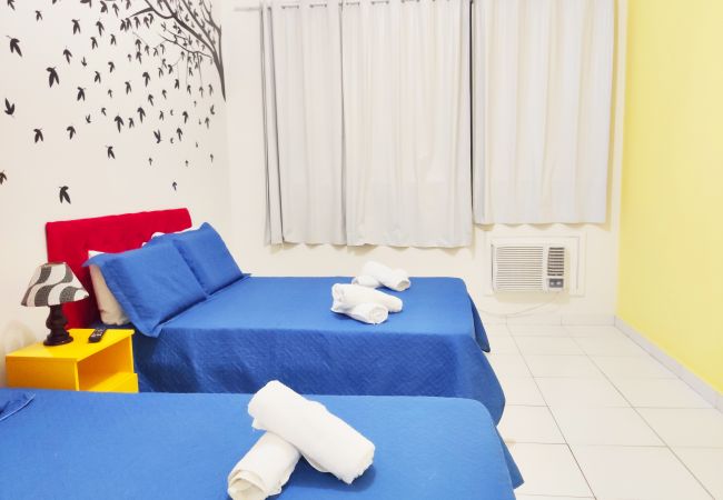 Apartamento em Rio de Janeiro - Beira-Mar reformado na Av Atlântica 207 Apartamento em Rio de Janeiro - Beira-Mar reformado na Av Atlântica 207