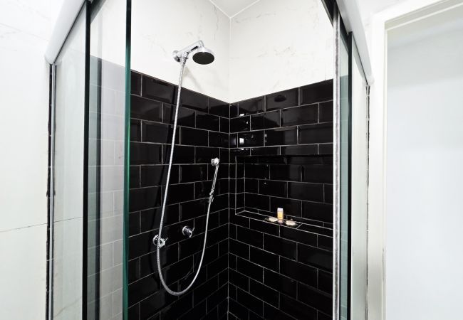 Apartamento em Rio de Janeiro - Luxo com vista total para o Mar de Copacabana 401 Apartamento em Rio de Janeiro - Luxo com vista total para o Mar de Copacabana 401