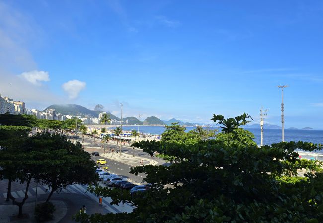 Apartamento em Rio de Janeiro - Luxo com vista total para o Mar de Copacabana 401 Apartamento em Rio de Janeiro - Luxo com vista total para o Mar de Copacabana 401