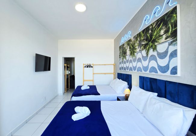 Apartamento em Rio de Janeiro - Luxo com vista total para o Mar de Copacabana 401 Apartamento em Rio de Janeiro - Luxo com vista total para o Mar de Copacabana 401