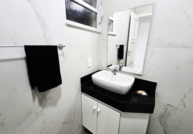 Apartamento em Rio de Janeiro - Luxo com vista total para o Mar de Copacabana 401 Apartamento em Rio de Janeiro - Luxo com vista total para o Mar de Copacabana 401