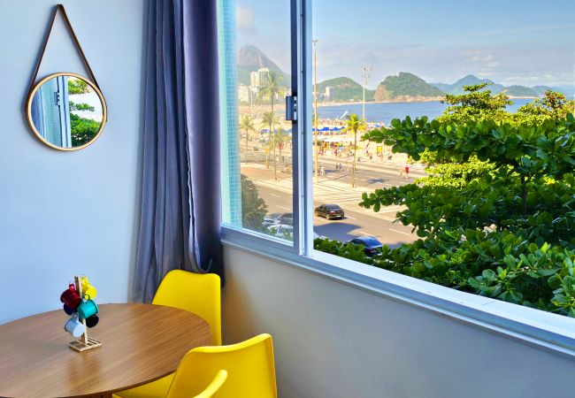 Apartamento em Rio de Janeiro - Luxo com vista total para o Mar de Copacabana 401 Apartamento em Rio de Janeiro - Luxo com vista total para o Mar de Copacabana 401