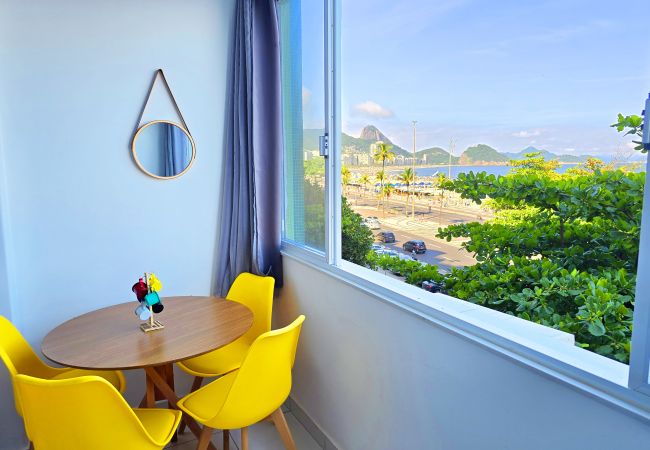 Apartamento em Rio de Janeiro - Luxo com vista total para o Mar de Copacabana 401 Apartamento em Rio de Janeiro - Luxo com vista total para o Mar de Copacabana 401