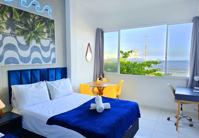 Apartamento em Rio de Janeiro - Luxo com vista total para o Mar de Copacabana 401 Apartamento em Rio de Janeiro - Luxo com vista total para o Mar de Copacabana 401
