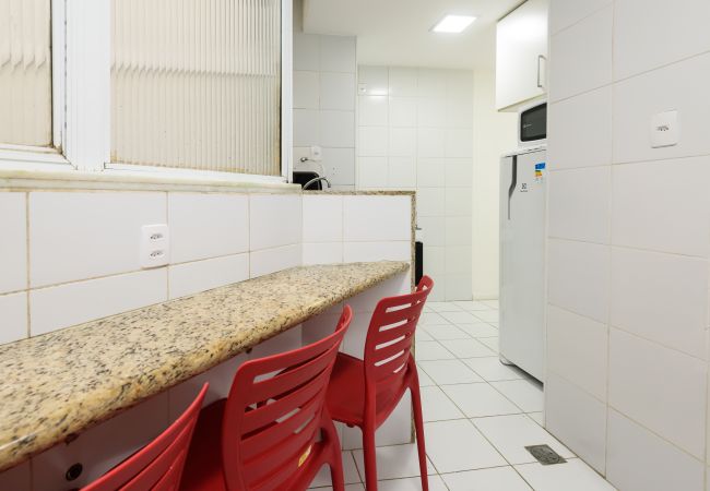 Apartamento em Rio de Janeiro - Studio com Vista Parcial para o Mar de Copacabana Apartamento em Rio de Janeiro - Studio com Vista Parcial para o Mar de Copacabana