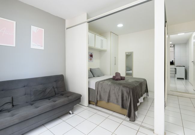 Apartamento em Rio de Janeiro - Studio com Vista Parcial para o Mar de Copacabana Apartamento em Rio de Janeiro - Studio com Vista Parcial para o Mar de Copacabana