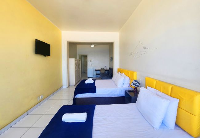 Apartment in Rio de Janeiro - Adorável Apê na Areia de Copacabana 801 Apartment in Rio de Janeiro - Adorável Apê na Areia de Copacabana 801
