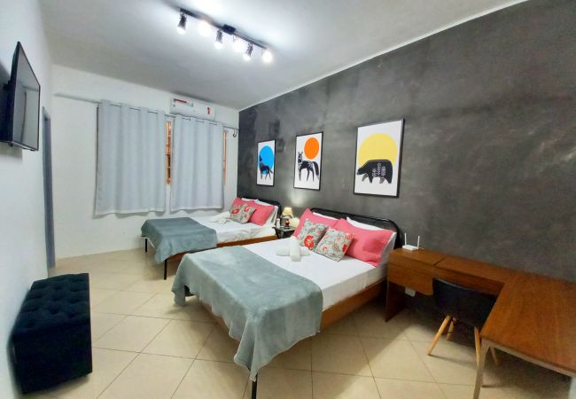 Apartment in Rio de Janeiro - Apto térreo na Praia de Copa, com lavadora Apartment in Rio de Janeiro - Apto térreo na Praia de Copa, com lavadora