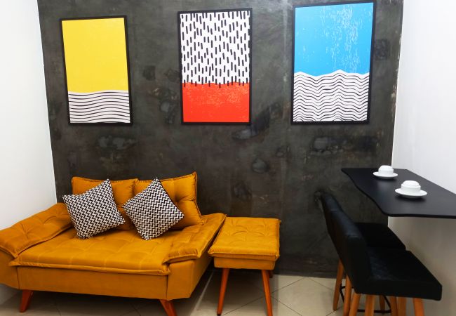 Apartment in Rio de Janeiro - Apto térreo na Praia de Copa, com lavadora Apartment in Rio de Janeiro - Apto térreo na Praia de Copa, com lavadora