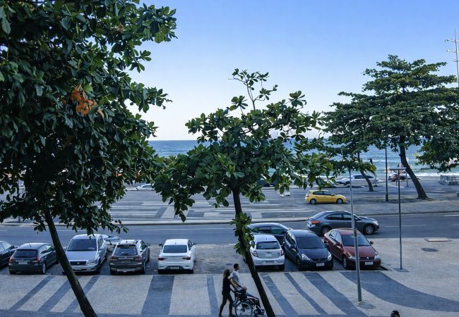 Apartment in Rio de Janeiro - Brisa de Copacabana Vista Mar TC201